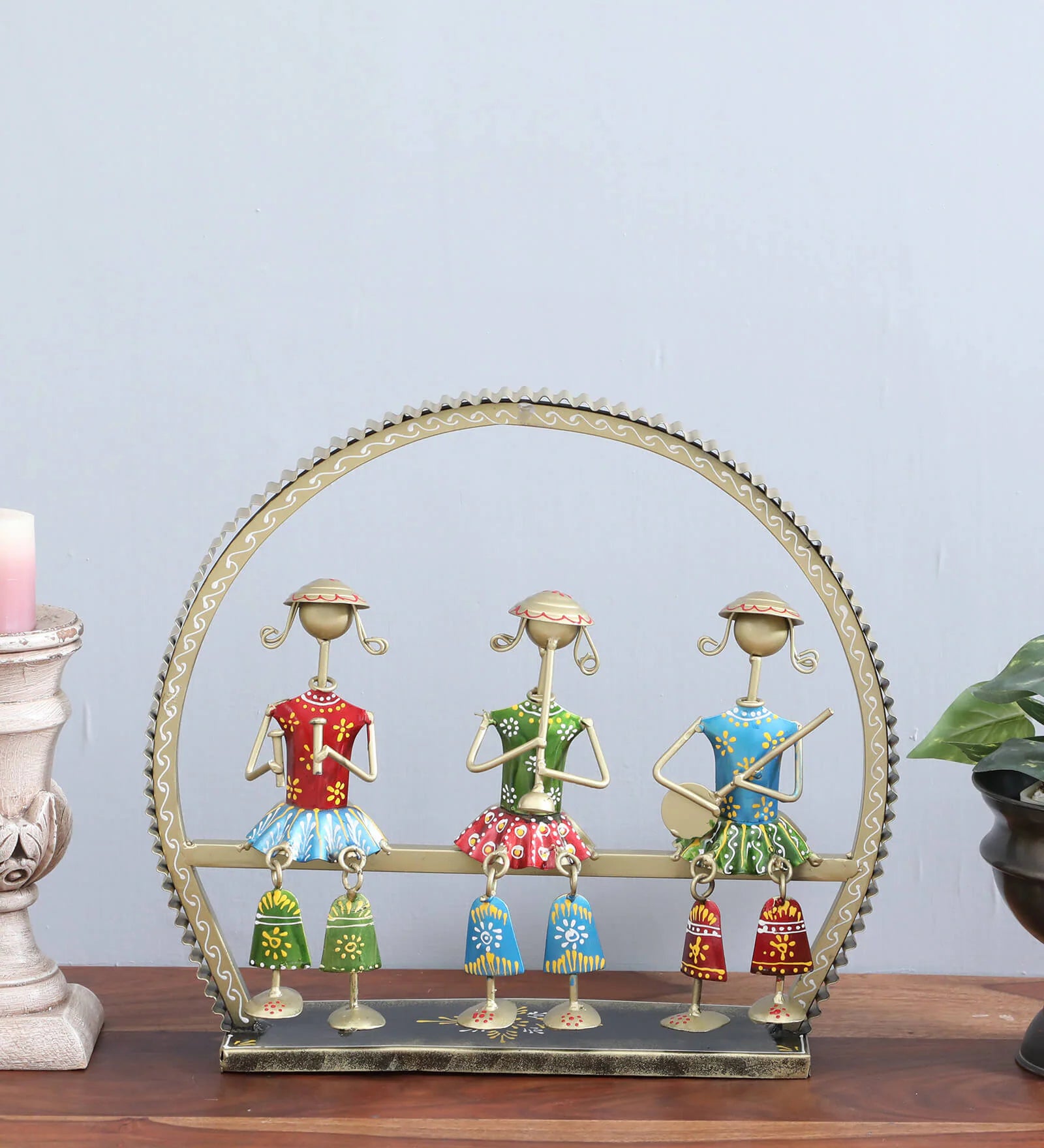 Handcrafted Tribal Musician Metal Art Showpiece – Vibrant Table Décor