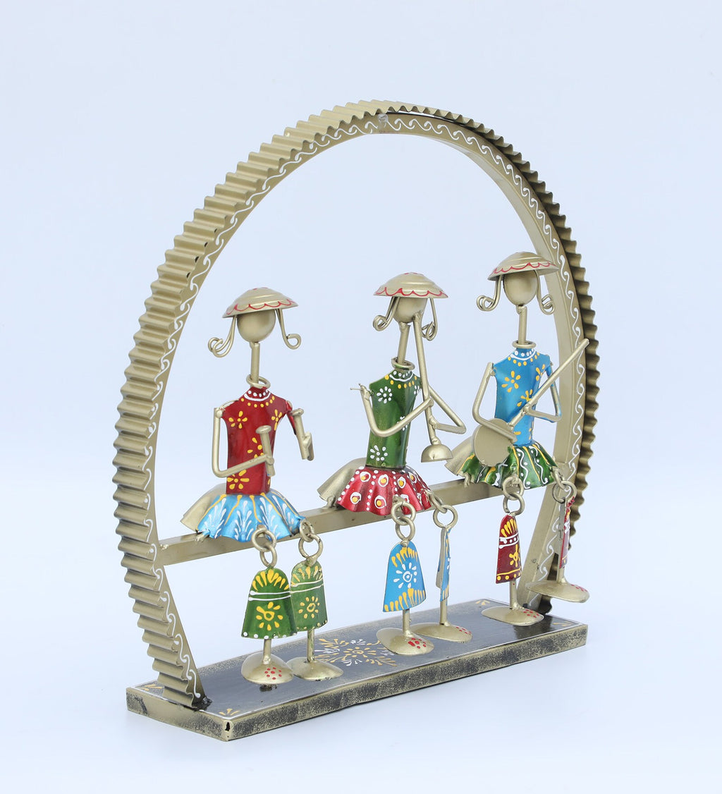 Handcrafted Tribal Musician Metal Art Showpiece – Vibrant Table Décor