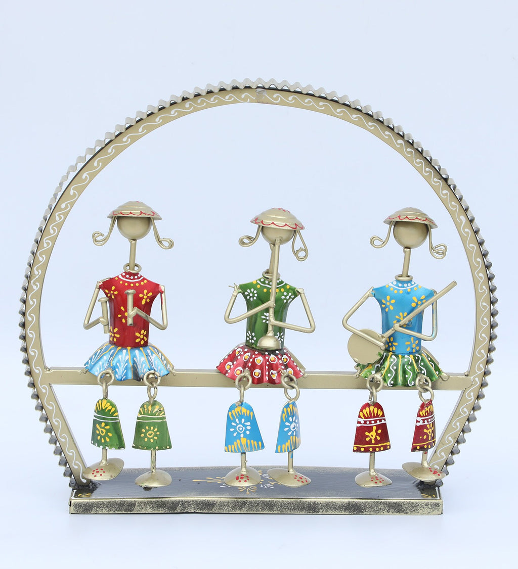 Handcrafted Tribal Musician Metal Art Showpiece – Vibrant Table Décor