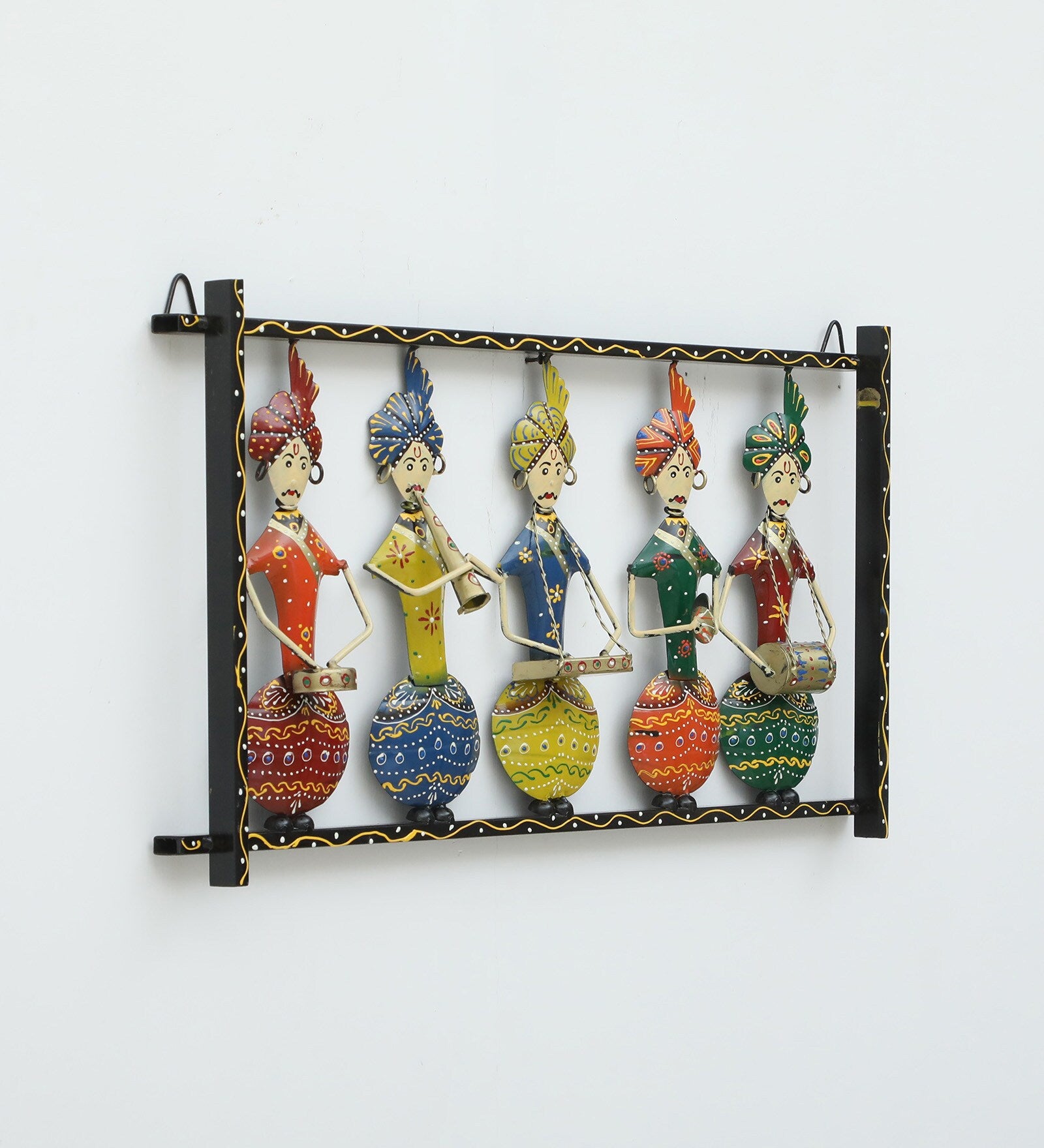 Rajasthani Musician Wall Art – Handcrafted Iron Frame Décor (15 x 29 Inches)