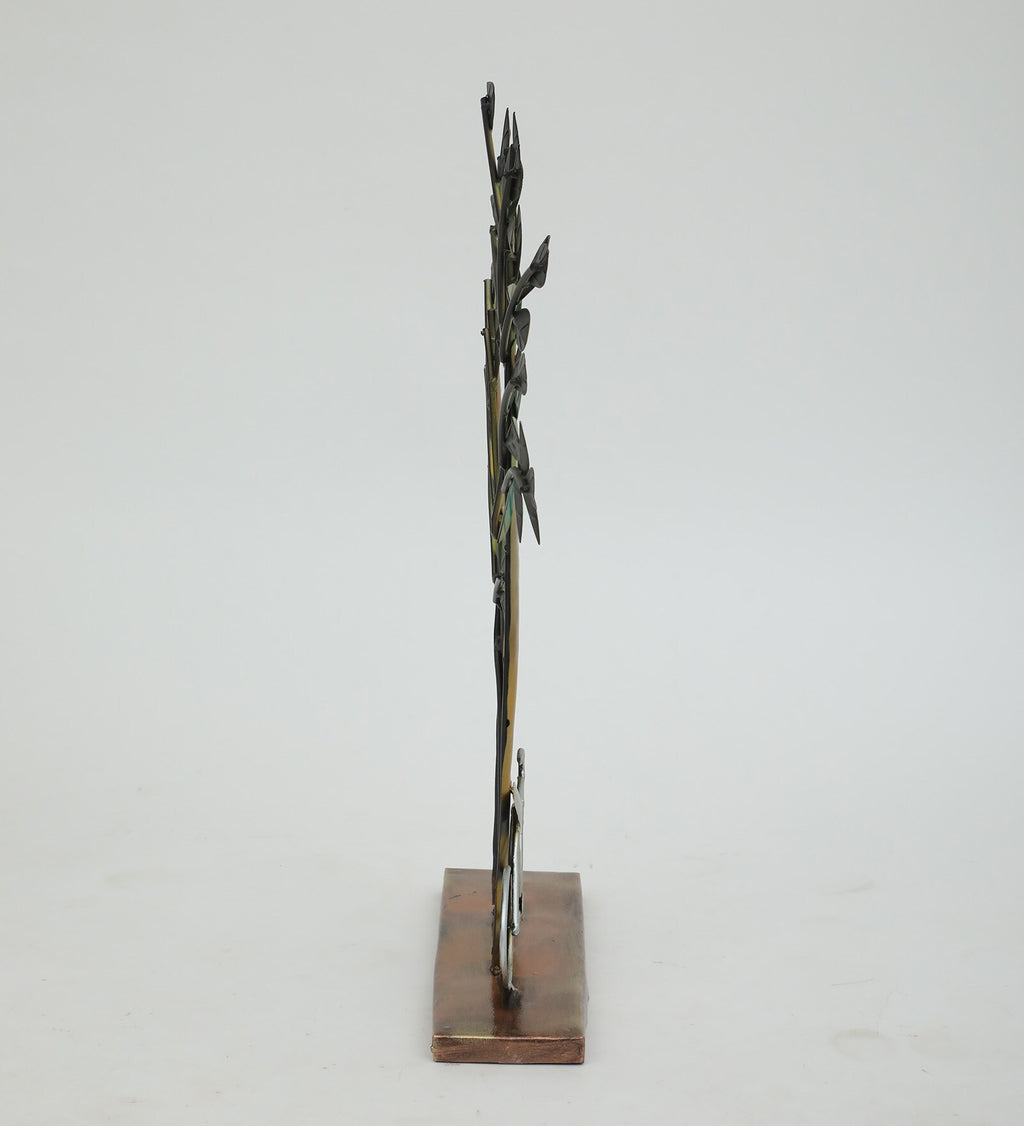 Rustic Metal Tree & Bicycle Table Décor