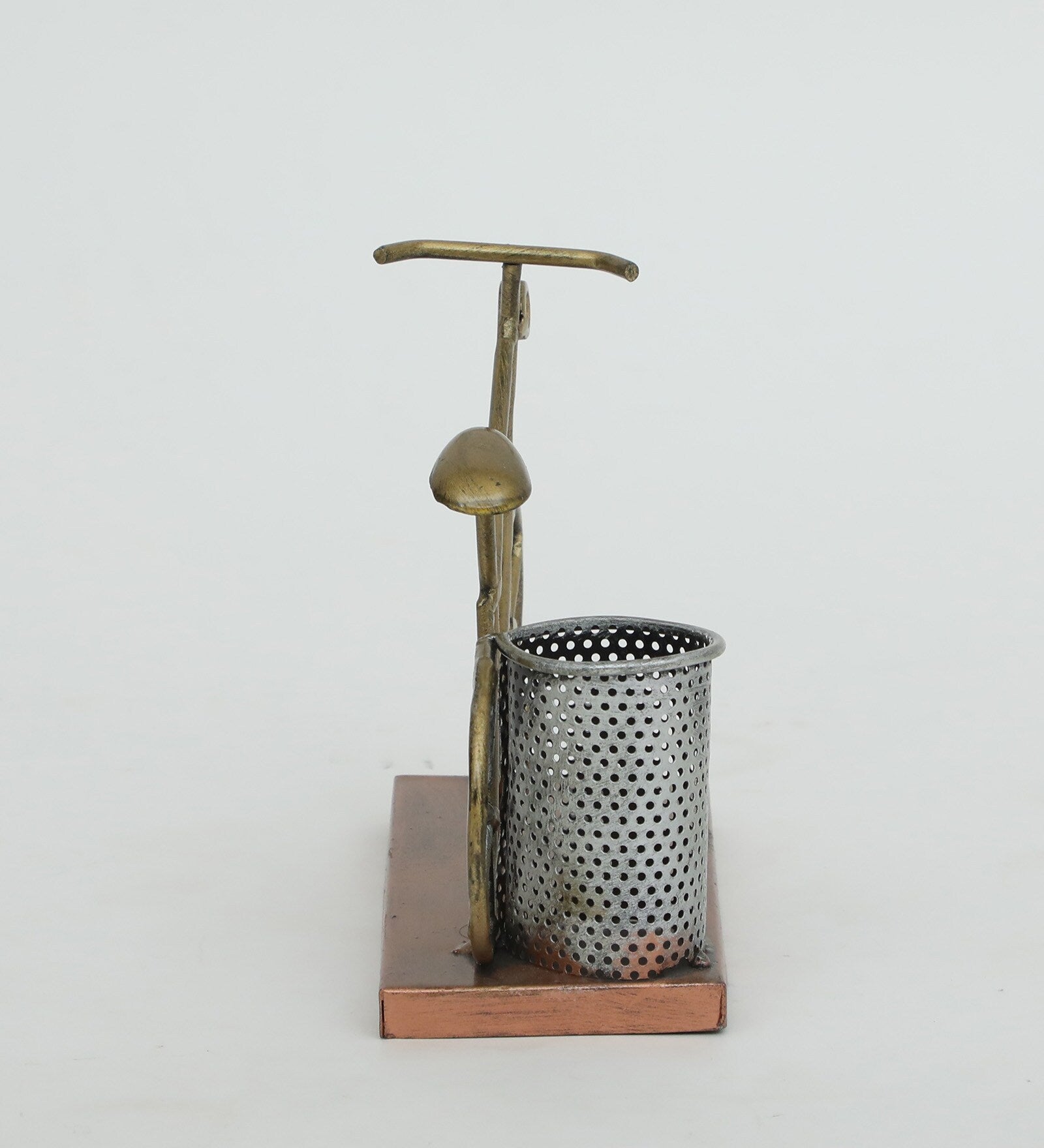 Vintage Bicycle Pen Stand – Artistic Metal Desk Organizer