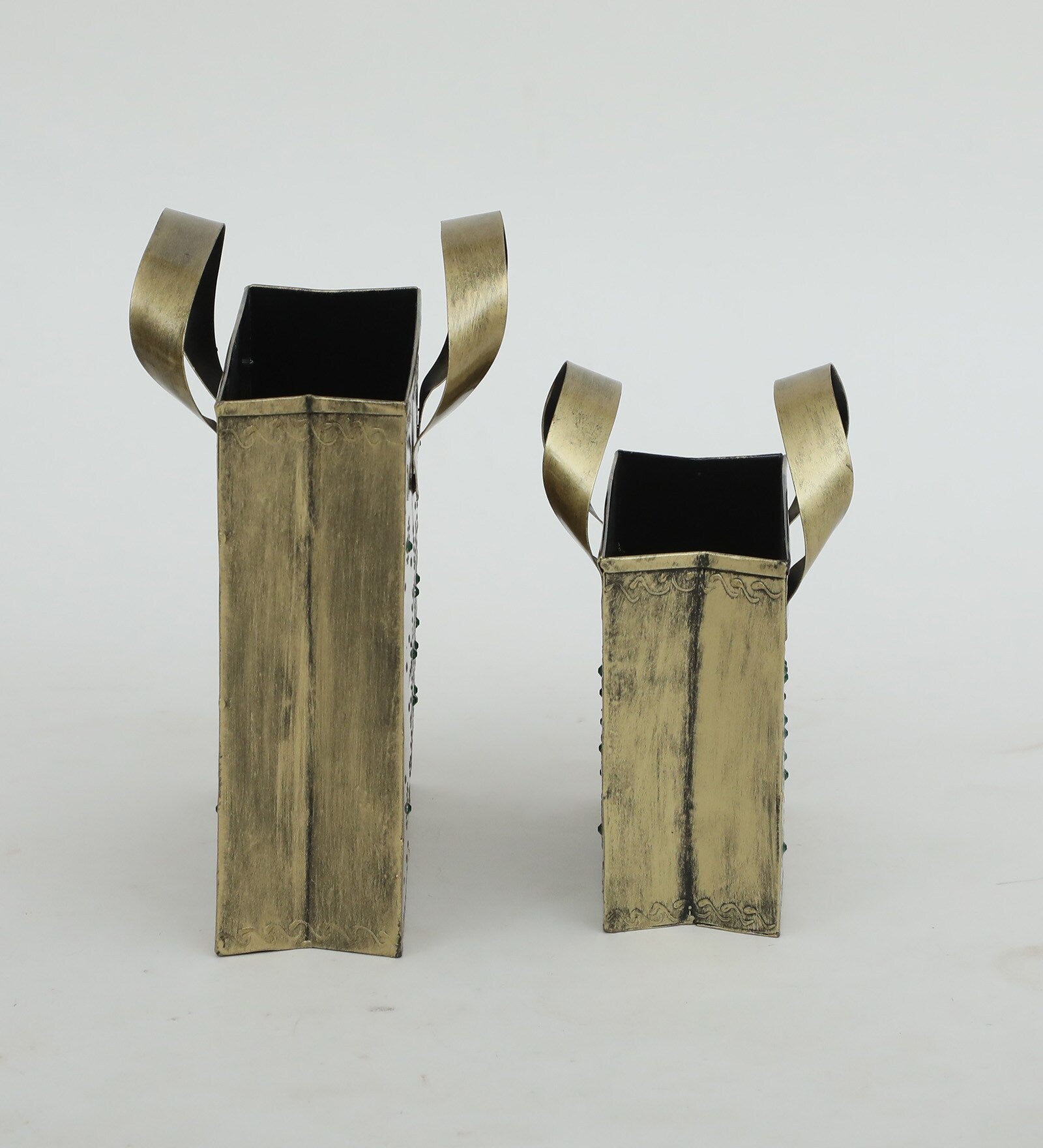 Antique Brass Finish Metal Tote Planters – Set of 2