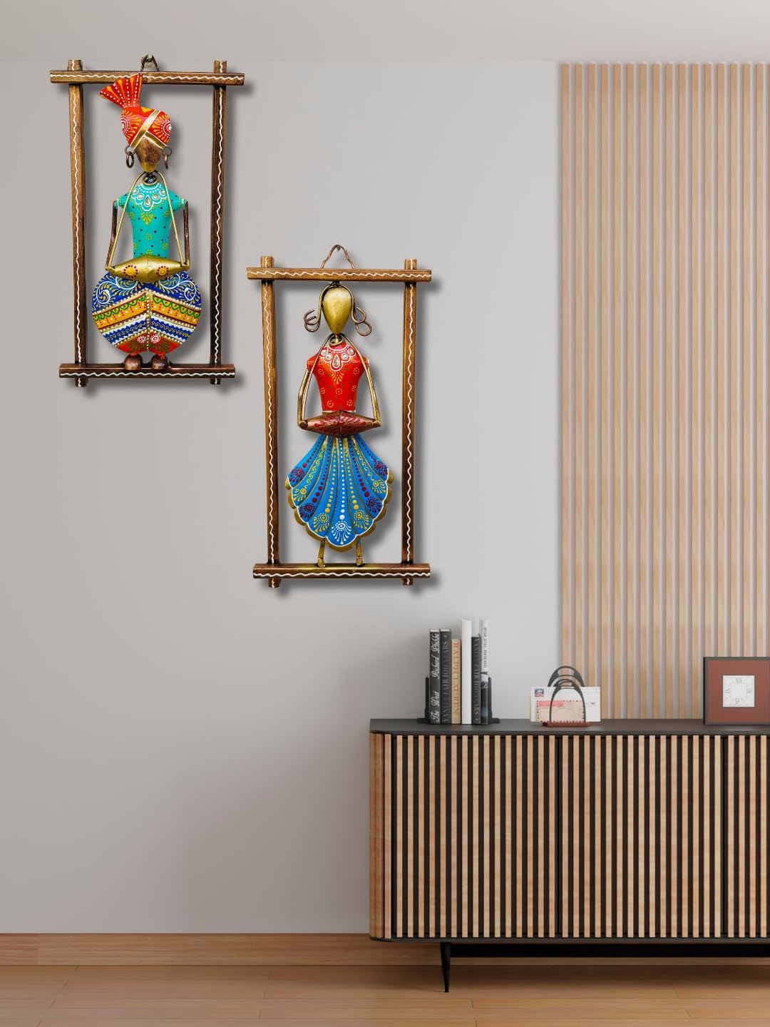 Handcrafted Rajasthani Couple Wall Art – Traditional Iron Frame Décor