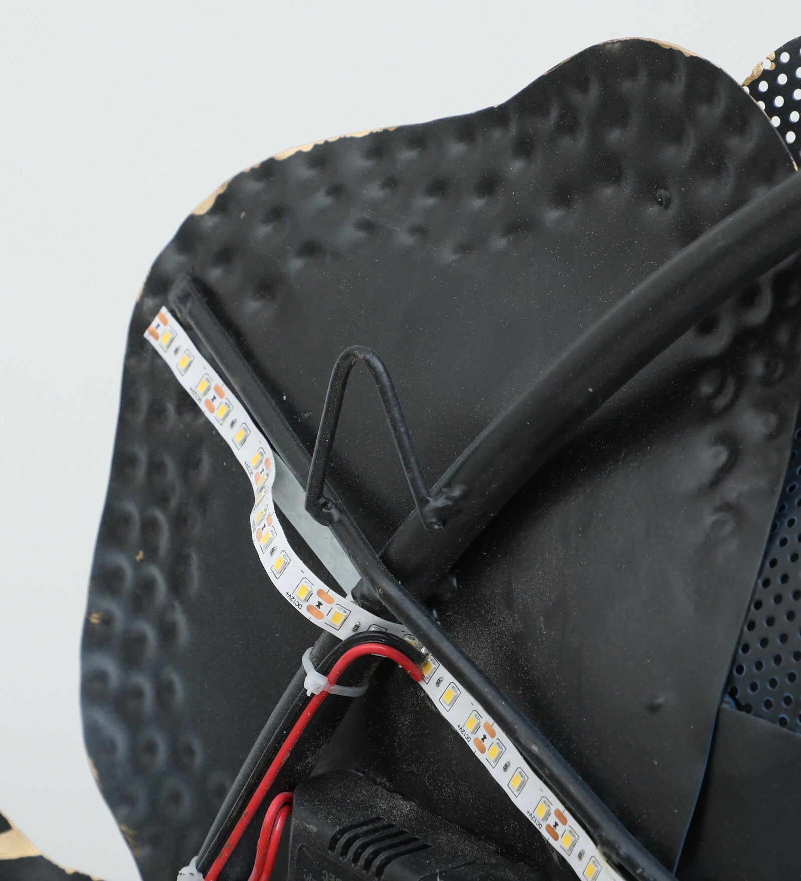 Elegant Blue & Gold Floral Metal Wall Art with LED Lights (51 x 26 Inch)