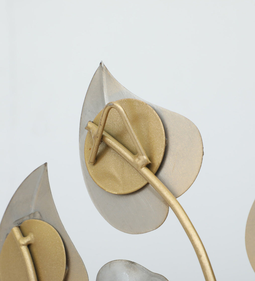 Golden Leaf Metal Wall Clock – Luxury Decorative Timepiece for Modern Homes