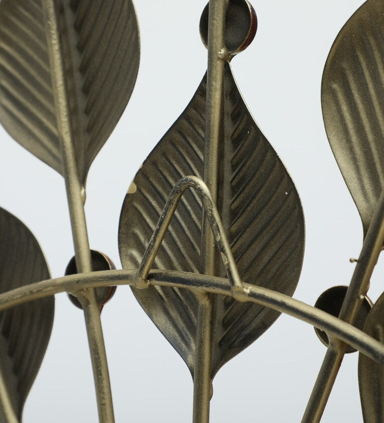 Elegant Golden Leaf Metal Wall Clock – Artistic Home Décor Piece