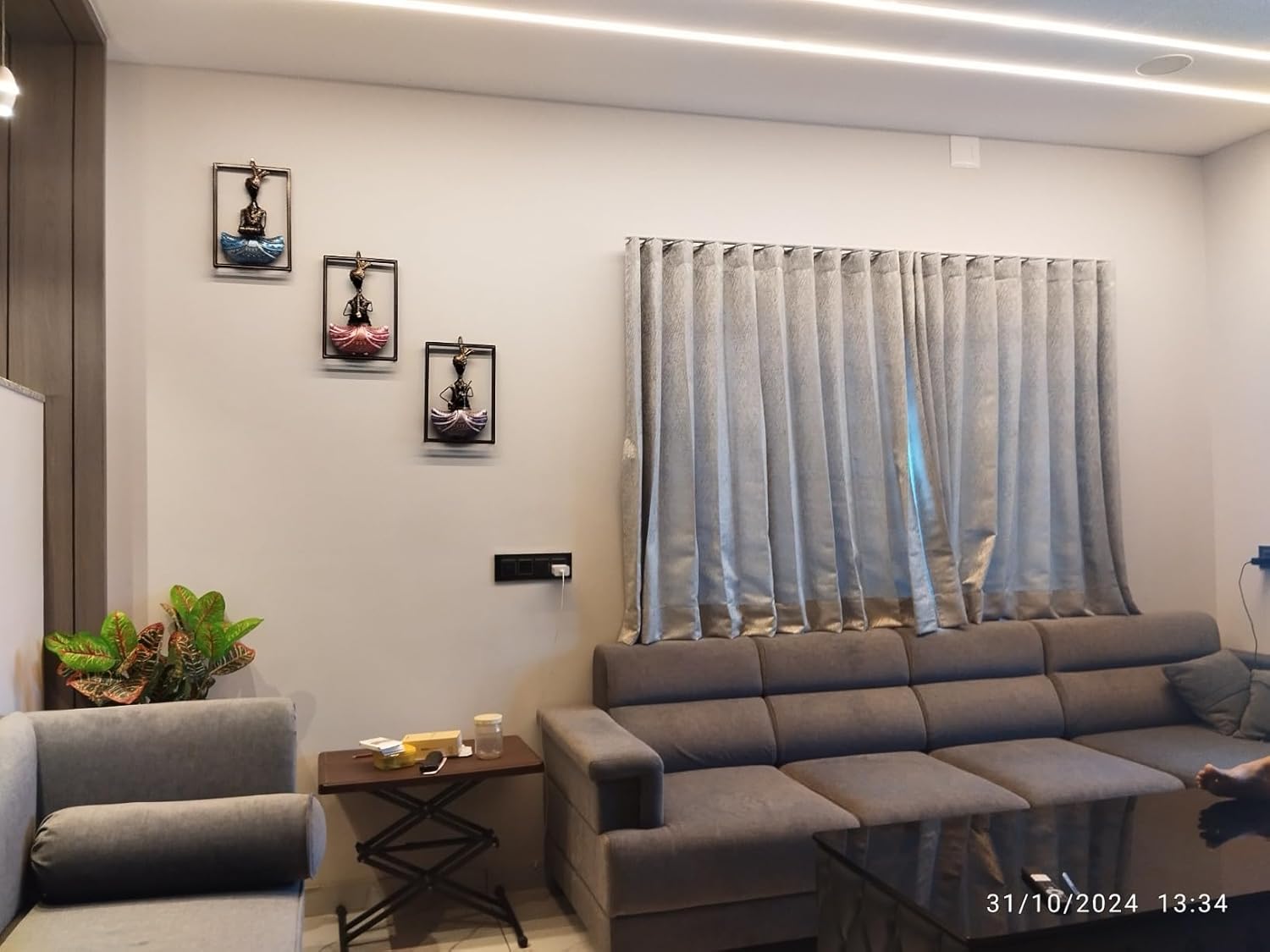 Handcrafted Tribal Musician Wall Art Set – Framed Metal Wall Hanging Decor (Set of 3)