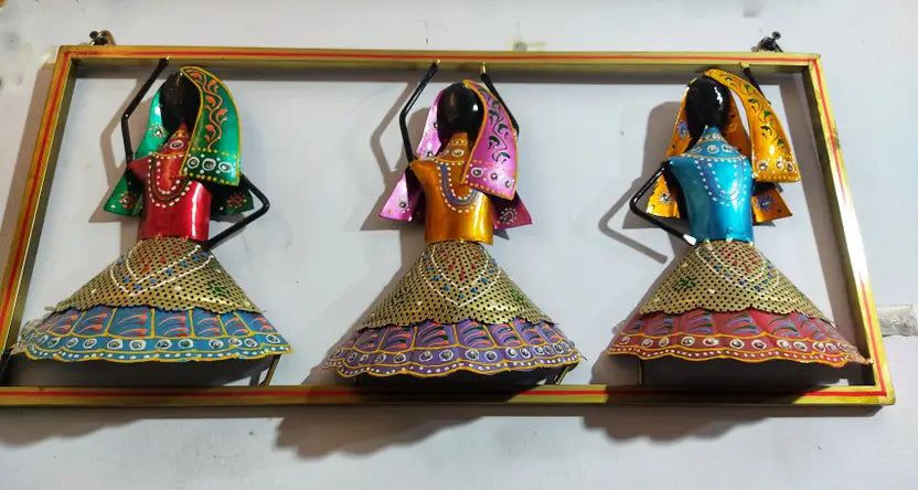 Colorful Rajasthani Women Wall Art – Handcrafted Metal Frame Décor